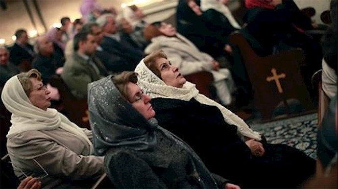 ممارسات النظام الإيراني ضد المسيحيين.. دراسة الإسلام أو ترک المدارس