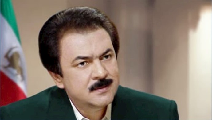خطاب مسعود رجوي يوم 11 شباط عام 2001 بمناسبة ذکری الثورة الإيرانية المناهضة للملکية